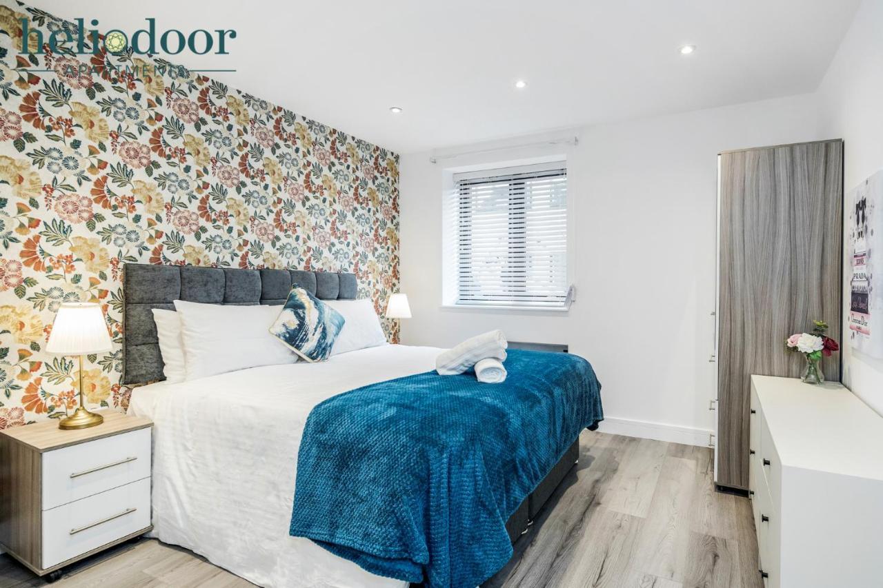 Milton Keynes Apartments, Sleeps Up To 5, Free Parking, Free Wifi & Movies, 7 Mins Drive To Milton Keynes Central Station For Direct Trains To London & The North Exteriör bild