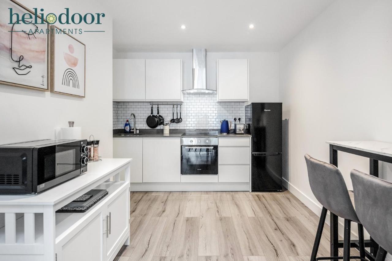 Milton Keynes Apartments, Sleeps Up To 5, Free Parking, Free Wifi & Movies, 7 Mins Drive To Milton Keynes Central Station For Direct Trains To London & The North Exteriör bild