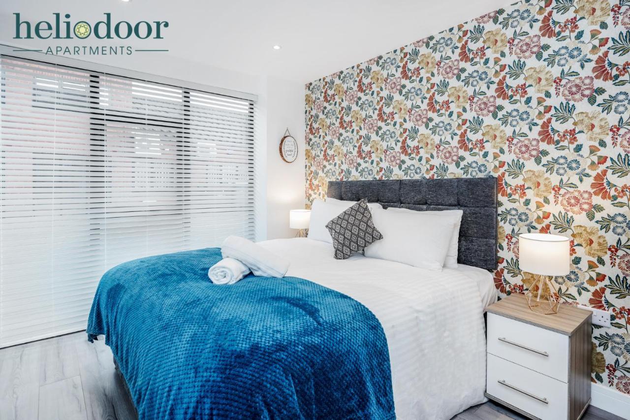 Milton Keynes Apartments, Sleeps Up To 5, Free Parking, Free Wifi & Movies, 7 Mins Drive To Milton Keynes Central Station For Direct Trains To London & The North Exteriör bild