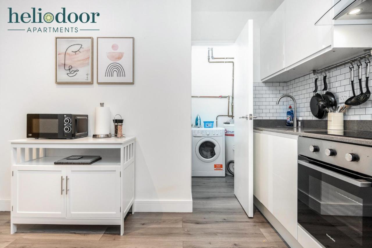 Milton Keynes Apartments, Sleeps Up To 5, Free Parking, Free Wifi & Movies, 7 Mins Drive To Milton Keynes Central Station For Direct Trains To London & The North Exteriör bild