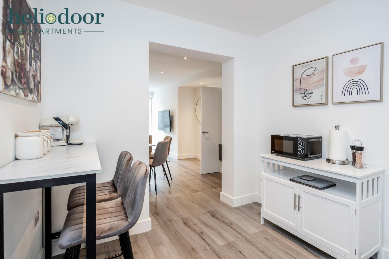 Milton Keynes Apartments, Sleeps Up To 5, Free Parking, Free Wifi & Movies, 7 Mins Drive To Milton Keynes Central Station For Direct Trains To London & The North Exteriör bild