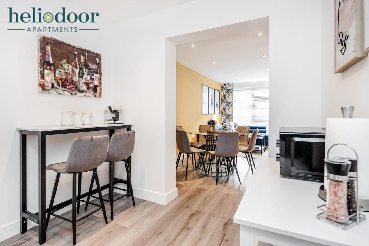 Milton Keynes Apartments, Sleeps Up To 5, Free Parking, Free Wifi & Movies, 7 Mins Drive To Milton Keynes Central Station For Direct Trains To London & The North Exteriör bild