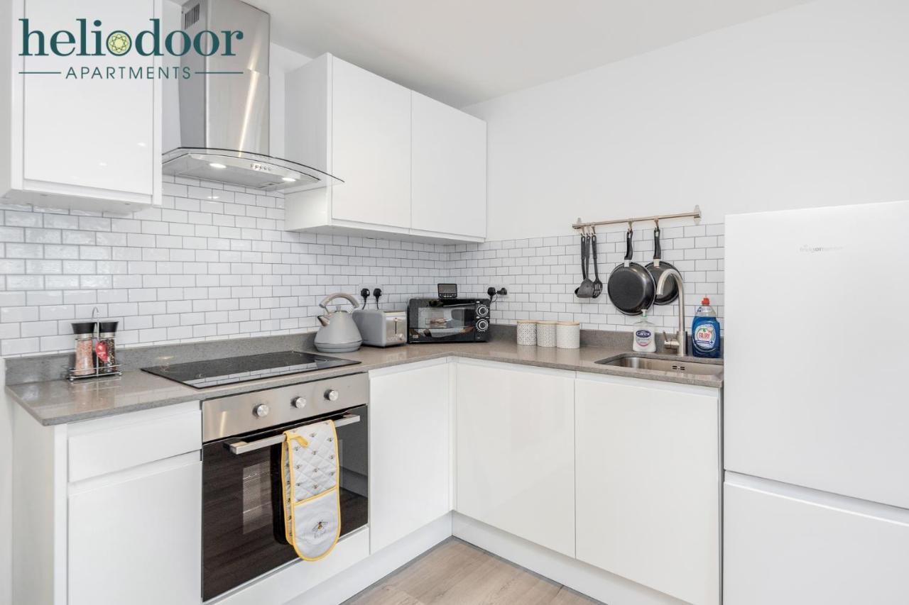 Milton Keynes Apartments, Sleeps Up To 5, Free Parking, Free Wifi & Movies, 7 Mins Drive To Milton Keynes Central Station For Direct Trains To London & The North Exteriör bild
