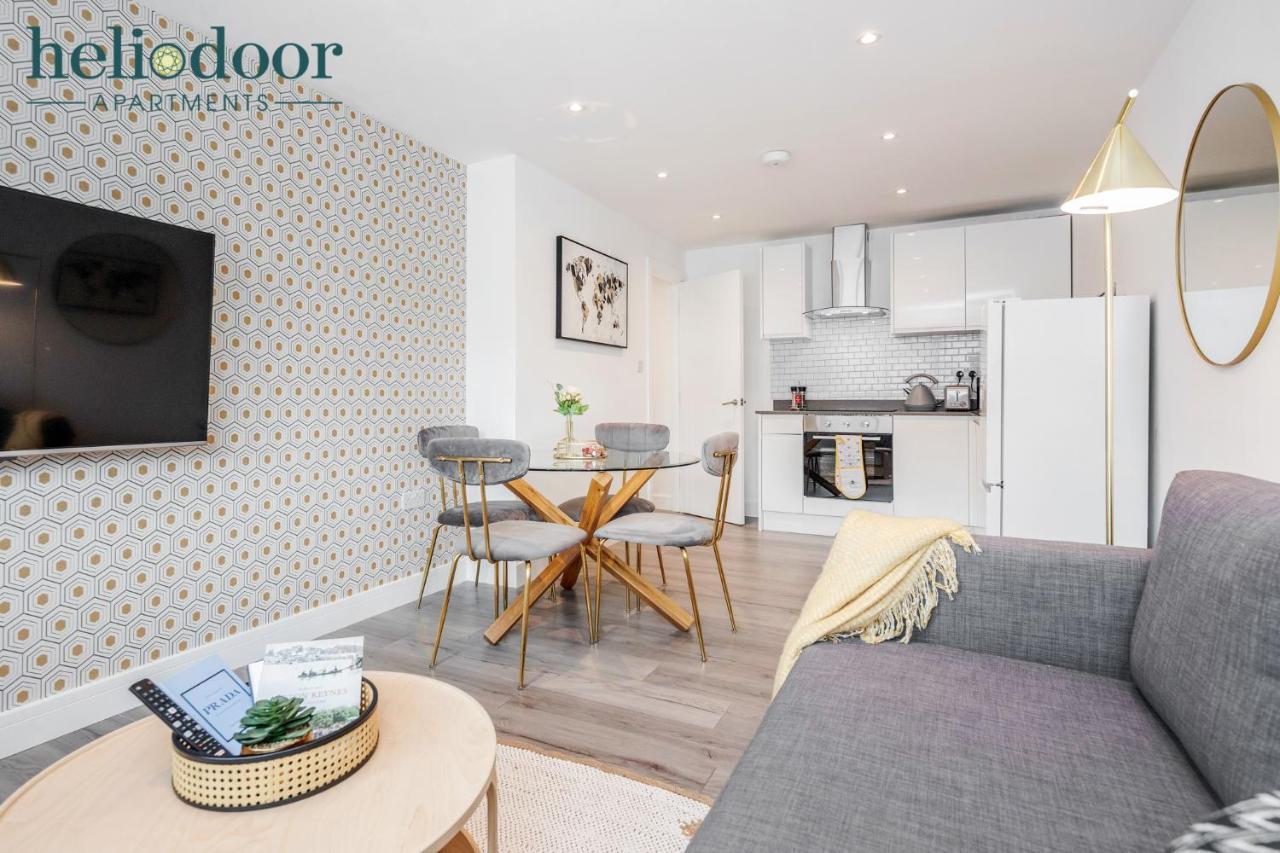 Milton Keynes Apartments, Sleeps Up To 5, Free Parking, Free Wifi & Movies, 7 Mins Drive To Milton Keynes Central Station For Direct Trains To London & The North Exteriör bild