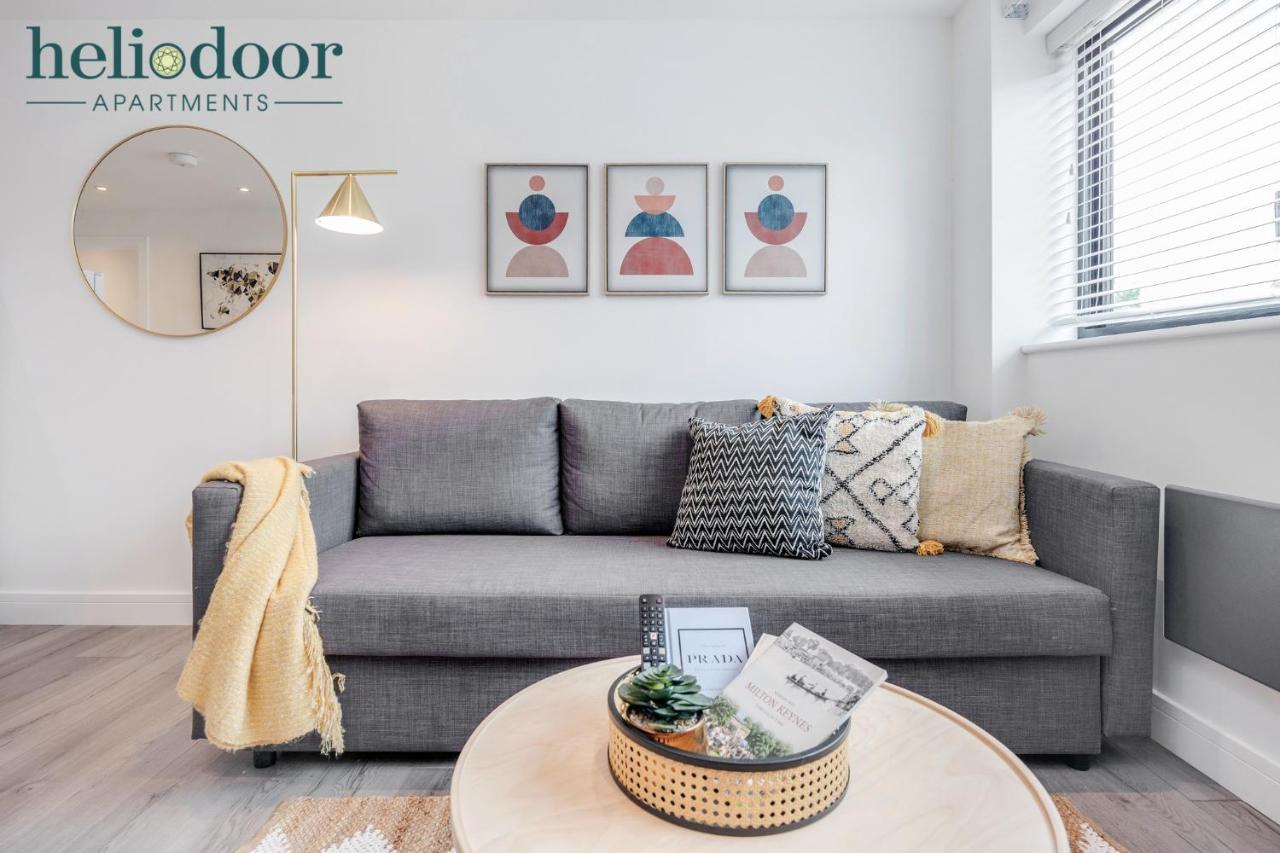 Milton Keynes Apartments, Sleeps Up To 5, Free Parking, Free Wifi & Movies, 7 Mins Drive To Milton Keynes Central Station For Direct Trains To London & The North Exteriör bild