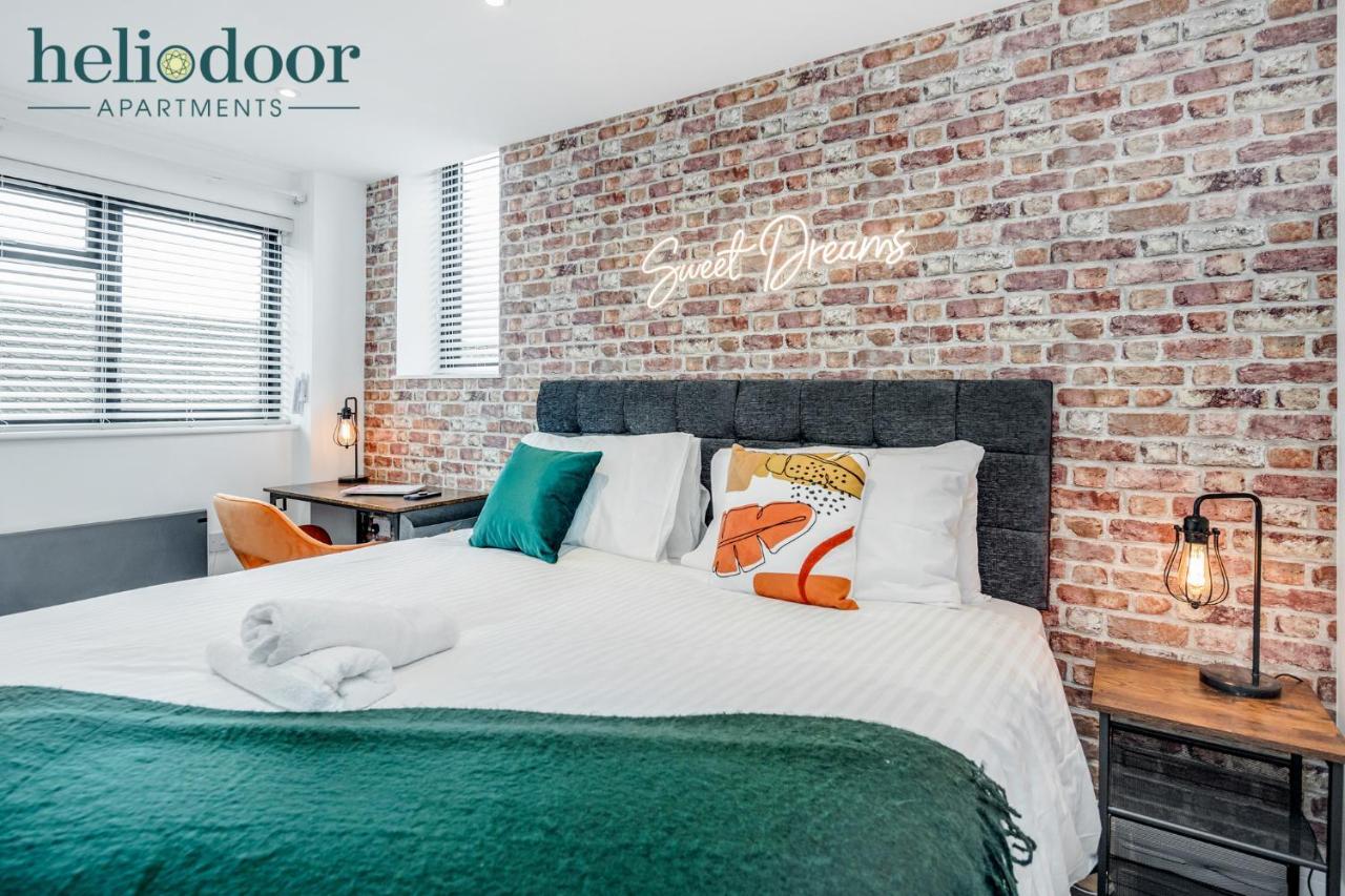 Milton Keynes Apartments, Sleeps Up To 5, Free Parking, Free Wifi & Movies, 7 Mins Drive To Milton Keynes Central Station For Direct Trains To London & The North Exteriör bild